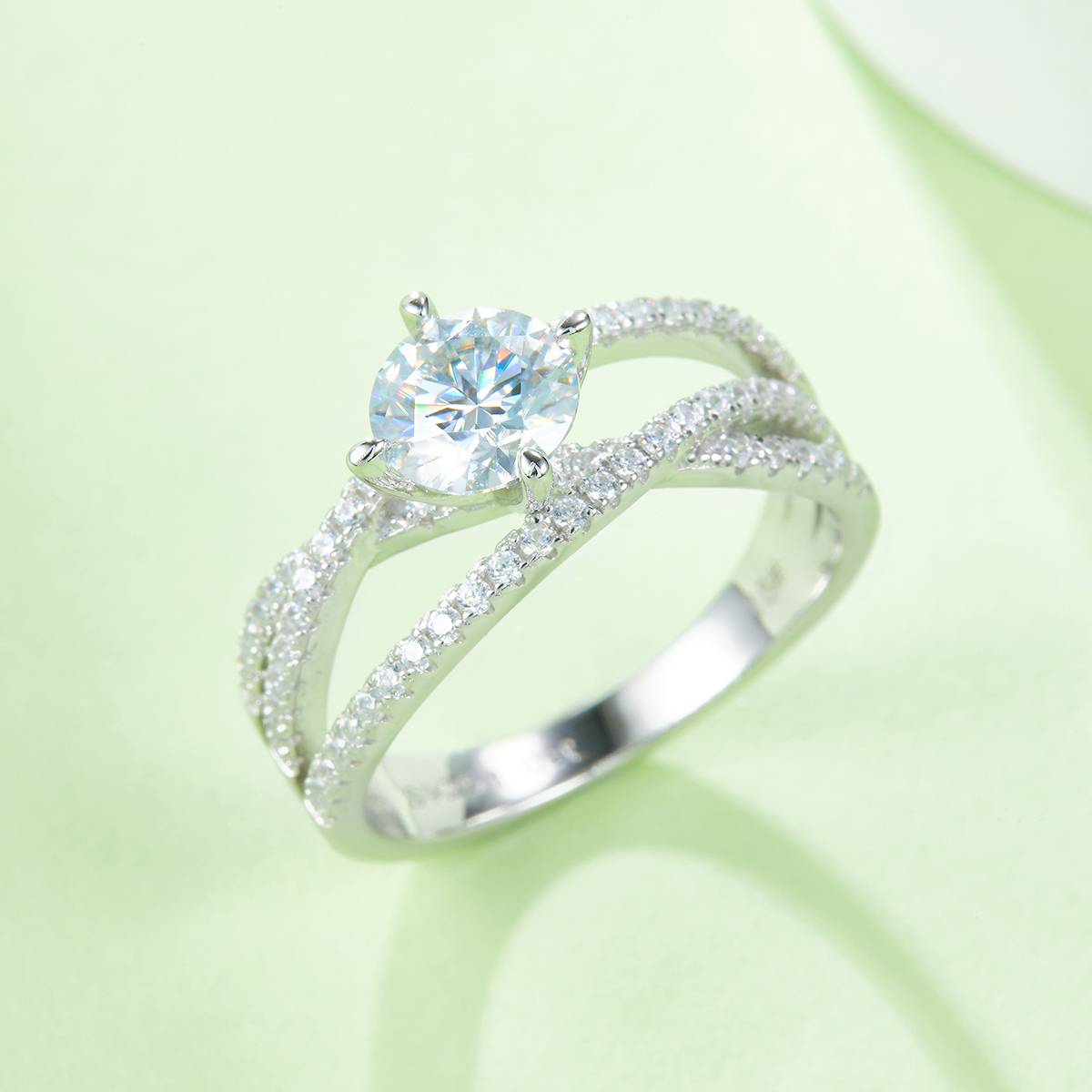 Sansheng III S925 Silver Plated Platinum Moissanite Diamond Women's Ring 1 Carat D-Class